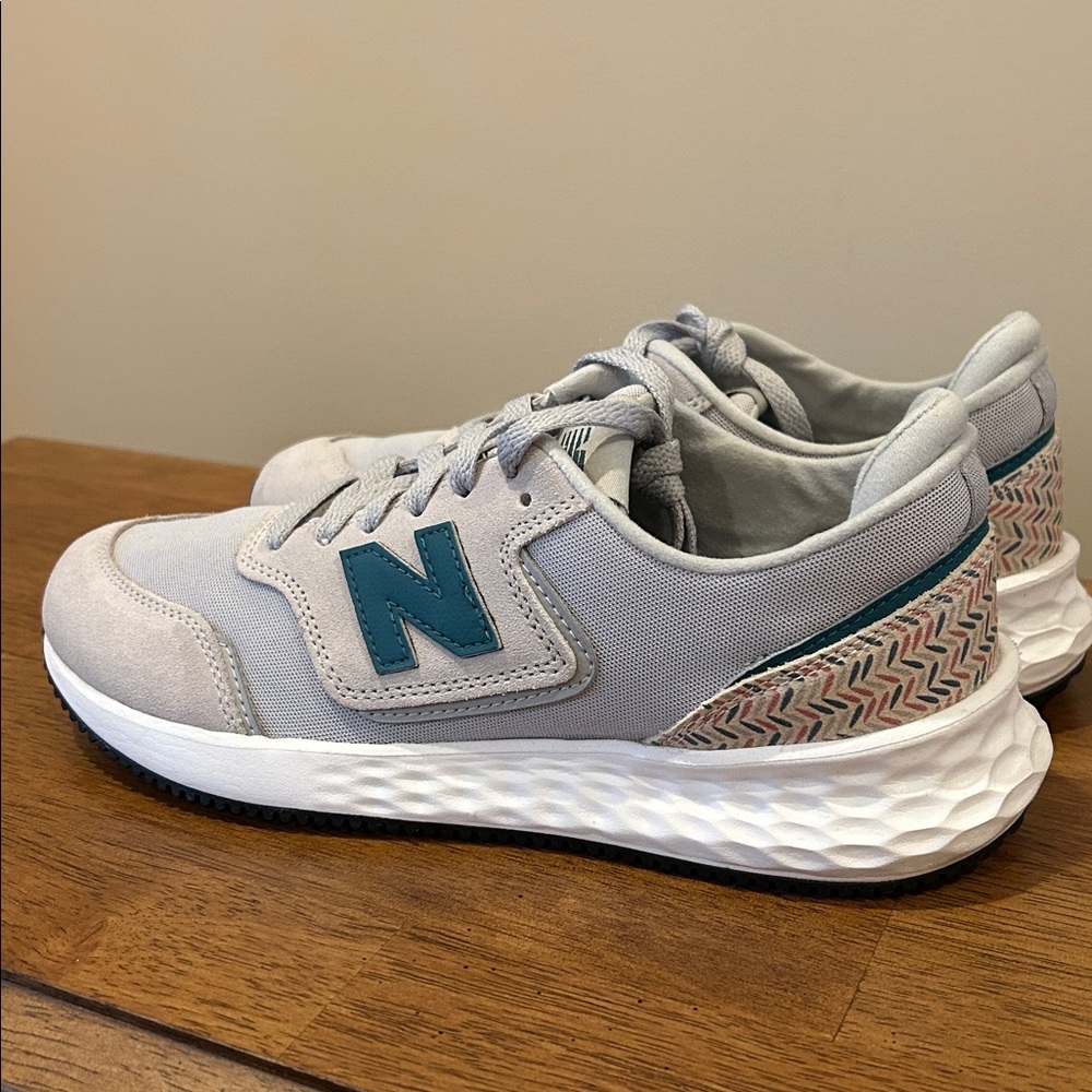 New Balance Fresh Foam Sneakers Gray and Teal - Picture 5 of 8